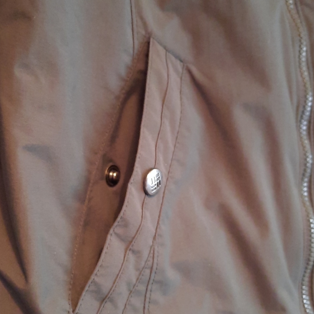 Columbia Jacket - Picture 3 of 9